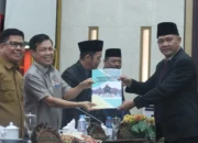 Banggar DPRD Sambas Minta Pemkab Tingkatkan PAD dan Percepat Penyerapan Anggaran