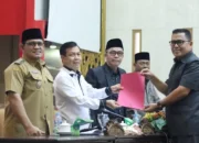 Tiga Raperda Disetujui untuk Dibahas, Fraksi PDIP Tekankan Transparansi dan Kepentingan Rakyat